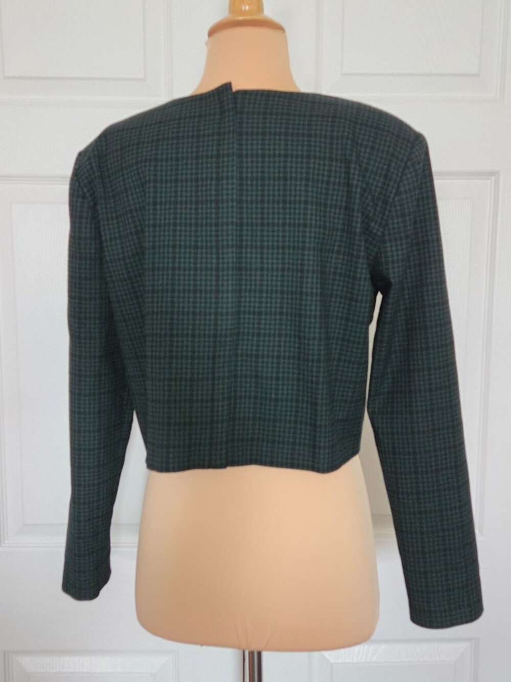 Ann Taylor Dark Green Plaid Long-Sleeve Cropped Jacket Blouse - Picture 4 of 16